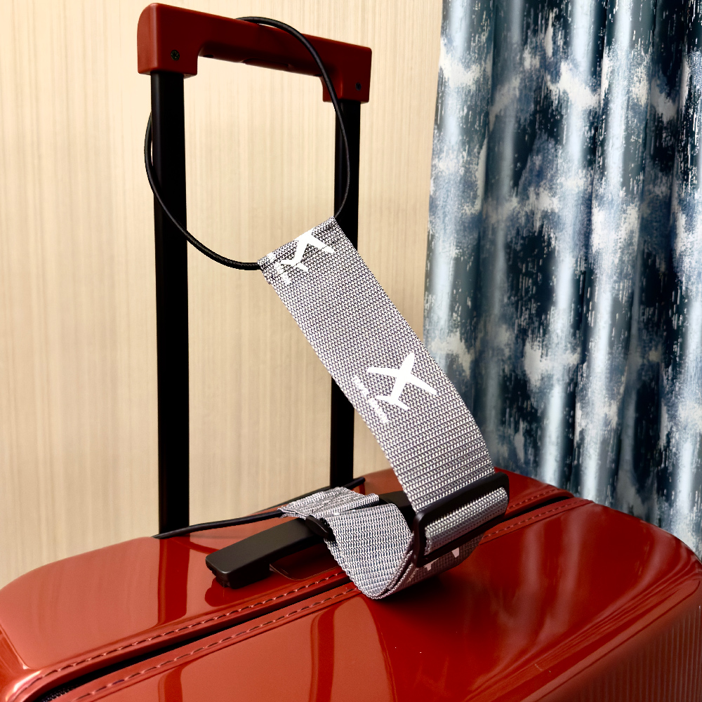 Aircraft printed nylon luggage - مراجعة Tech Accessories For Travel وسعره