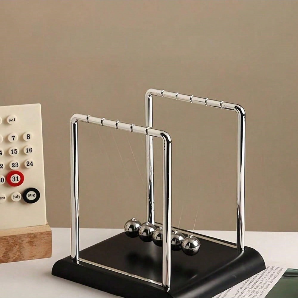 Black Metal Newton's Cradle Ba - مراجعة Tech Accessories Gifts وسعره
