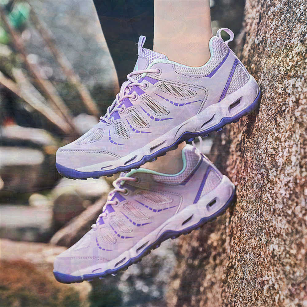 Sumer Round Tip Silver Sneaker - مراجعة Kawaii Tech Accessories وسعره