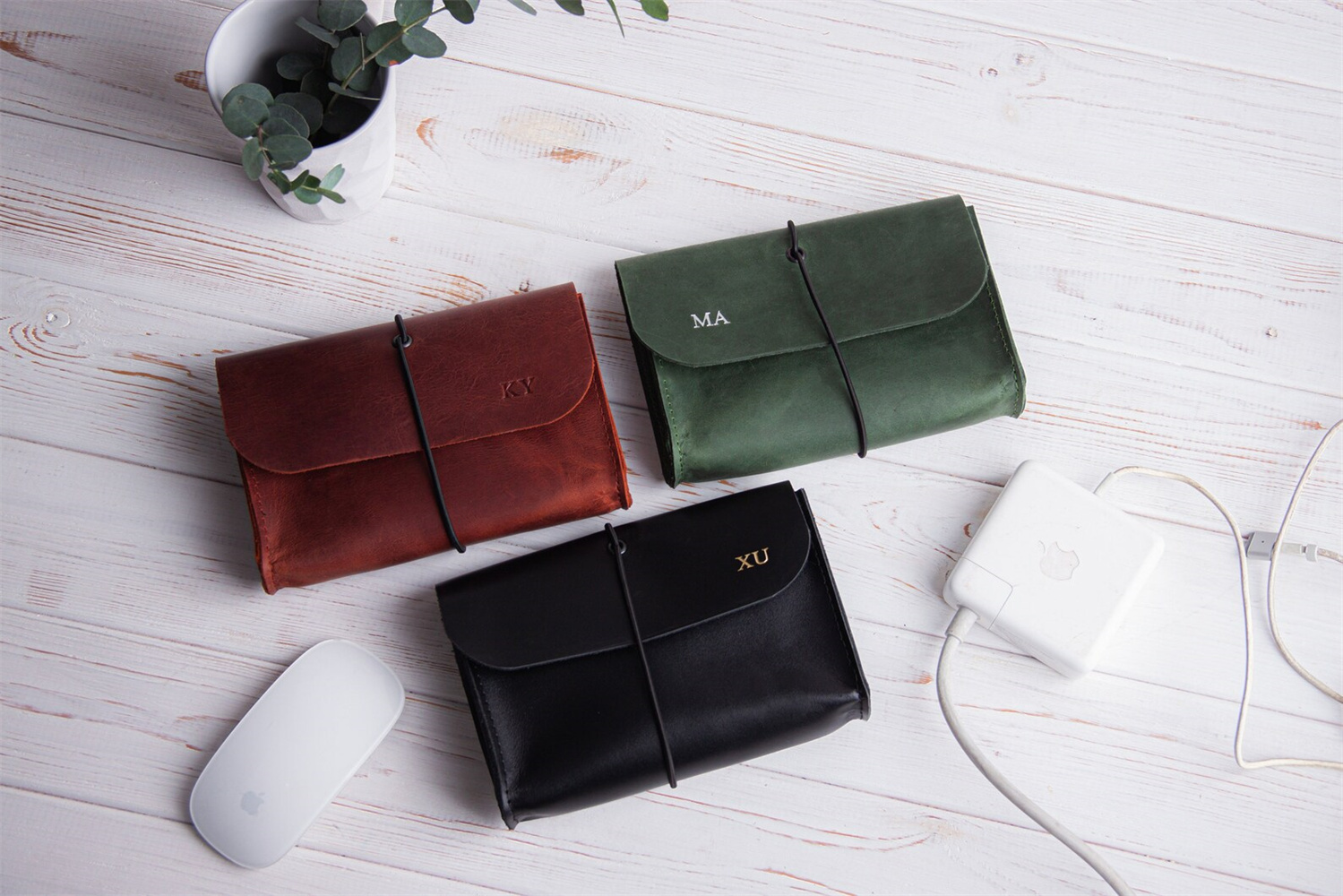 Genuine Leather MacBook Mouse  - مراجعة Tech Accessories Travel Case وسعره
